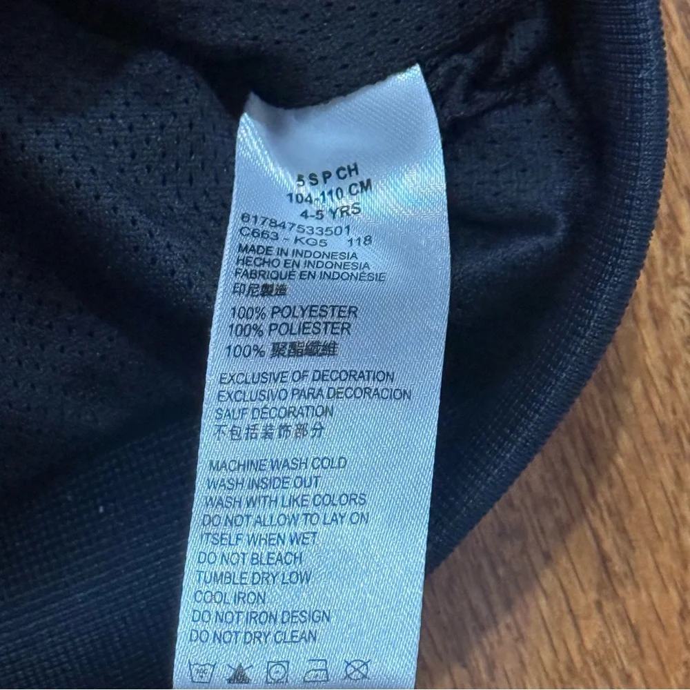 Nike Boys Small S 5  4-5 years Windrunner Jacket Black Zip Up Hooded Windbreaker